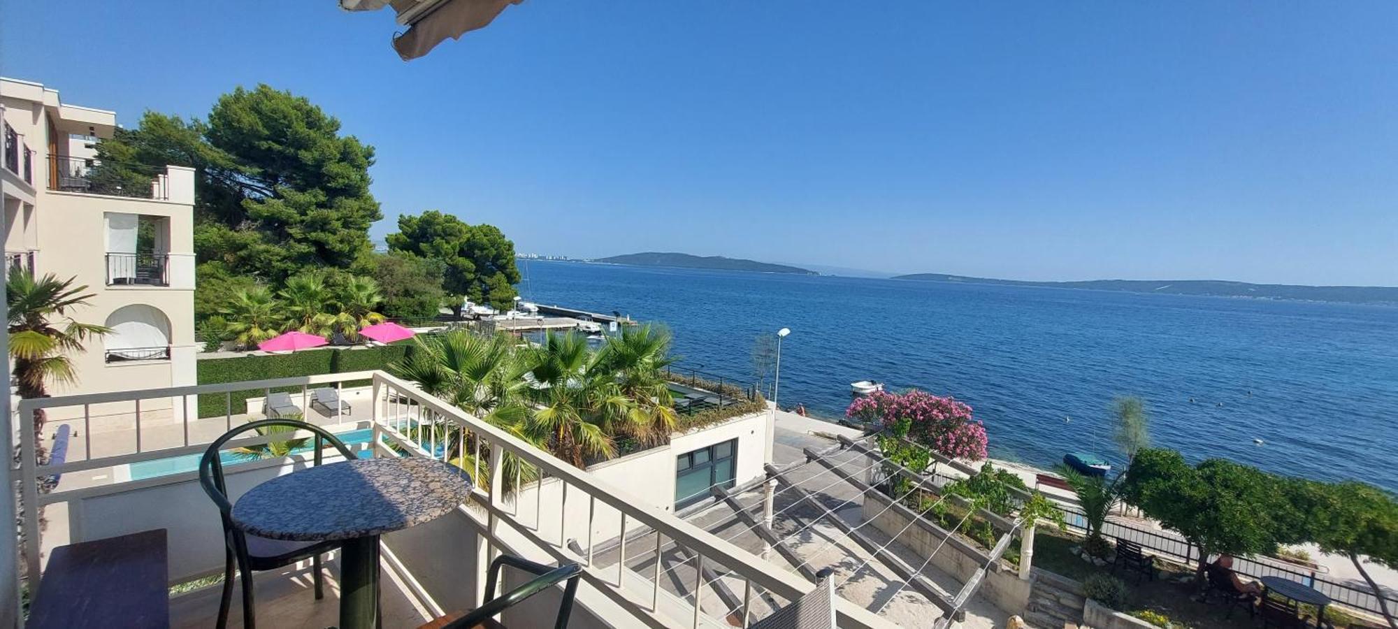 Apartman Figaro Pogled Od Milijun Dolara, 2 Tusa, 2 Wc Kaštela المظهر الخارجي الصورة