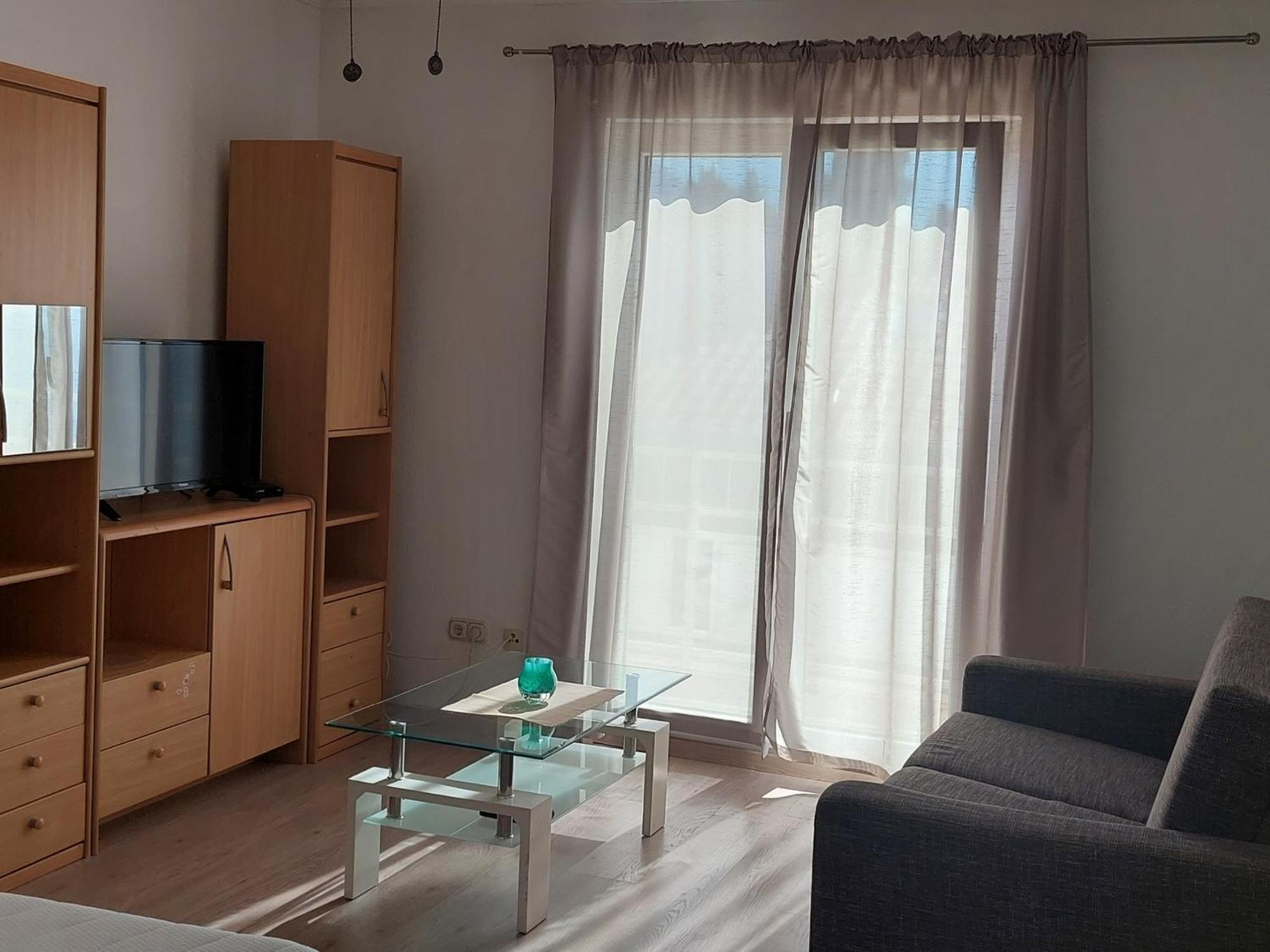 Apartman Figaro Pogled Od Milijun Dolara, 2 Tusa, 2 Wc Kaštela المظهر الخارجي الصورة