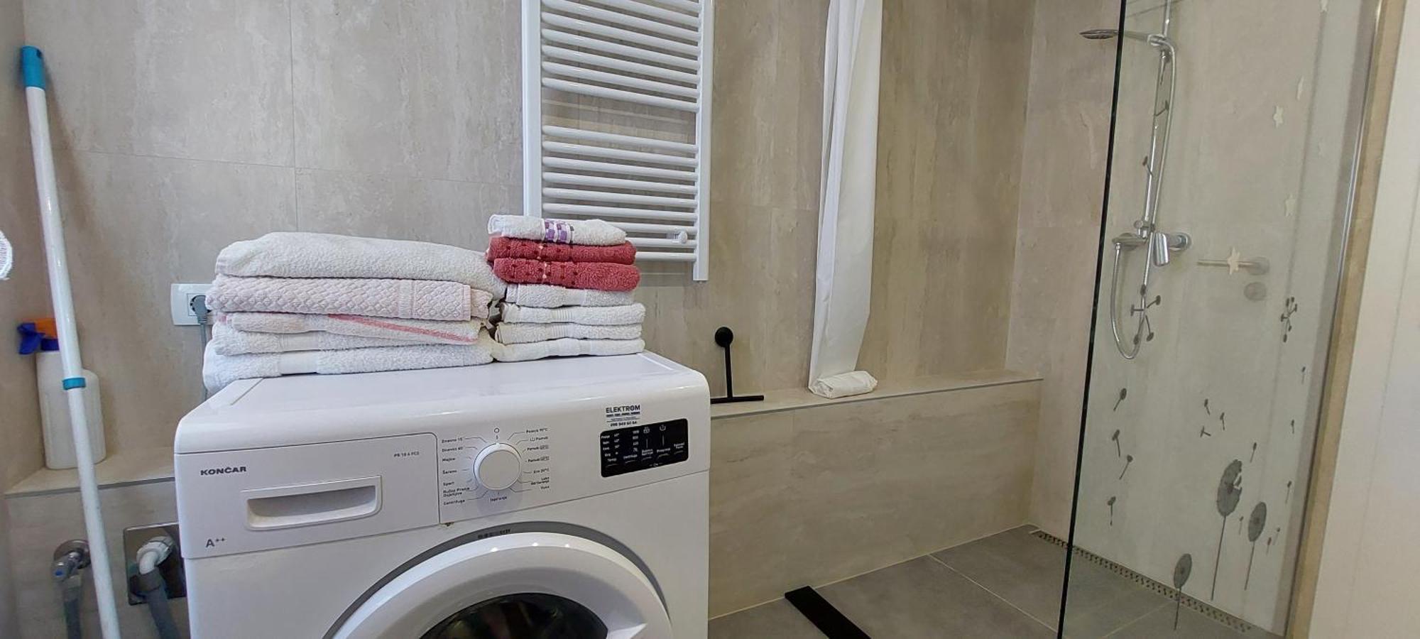 Apartman Figaro Pogled Od Milijun Dolara, 2 Tusa, 2 Wc Kaštela المظهر الخارجي الصورة